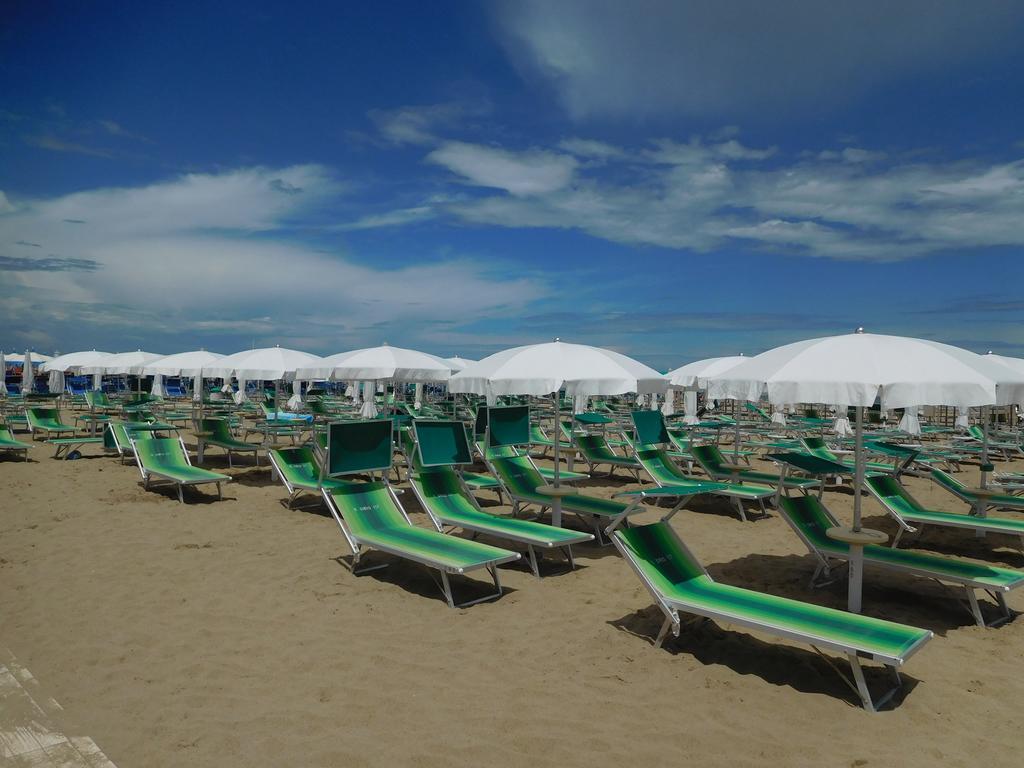 Hotel Villa Linda - Family Hotel - Nuova Costruzione Antisismica Riccione Zewnętrze zdjęcie