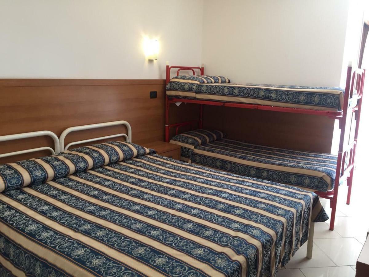 Hotel Villa Linda - Family Hotel - Nuova Costruzione Antisismica Riccione Zewnętrze zdjęcie