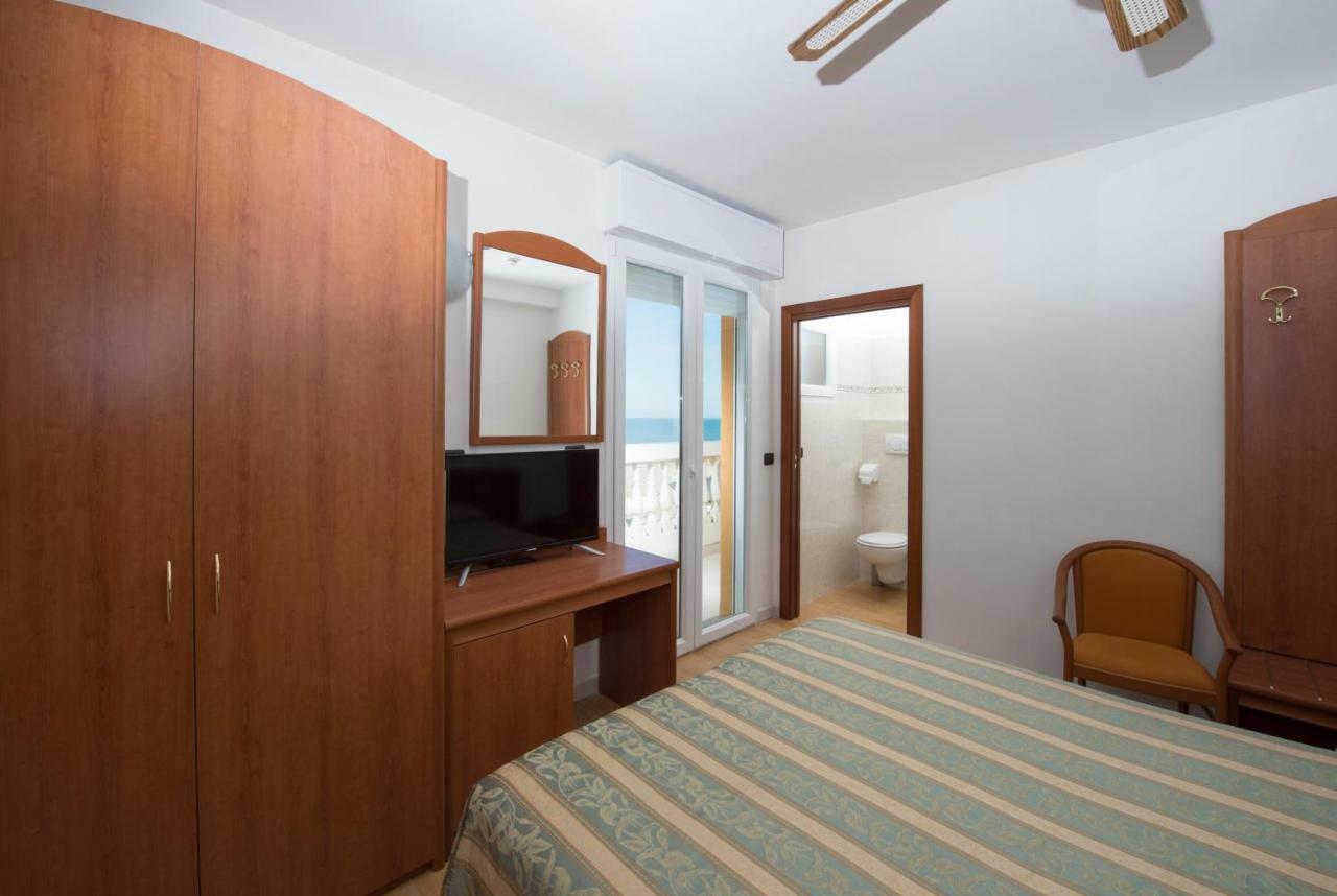 Hotel Villa Linda - Family Hotel - Nuova Costruzione Antisismica Riccione Zewnętrze zdjęcie